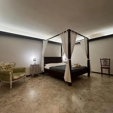 Al Castello ゲストハウス 3*