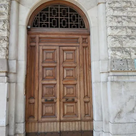 Al Castello Affittacamere 3*